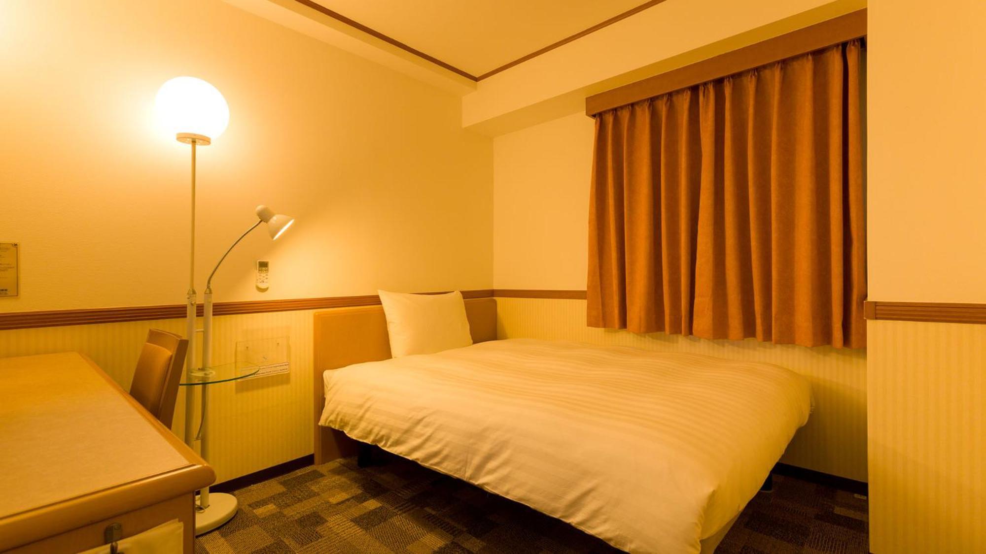 Toyoko Inn Kagoshima Chuo Eki Nishi Guchi חדר תמונה